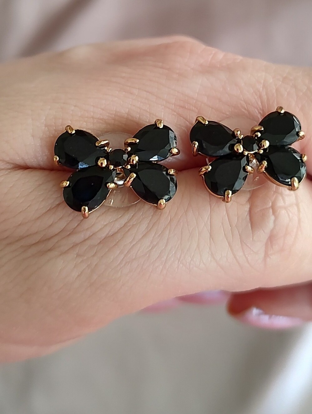 Kate Spade Earrings - Picture 2 of 4